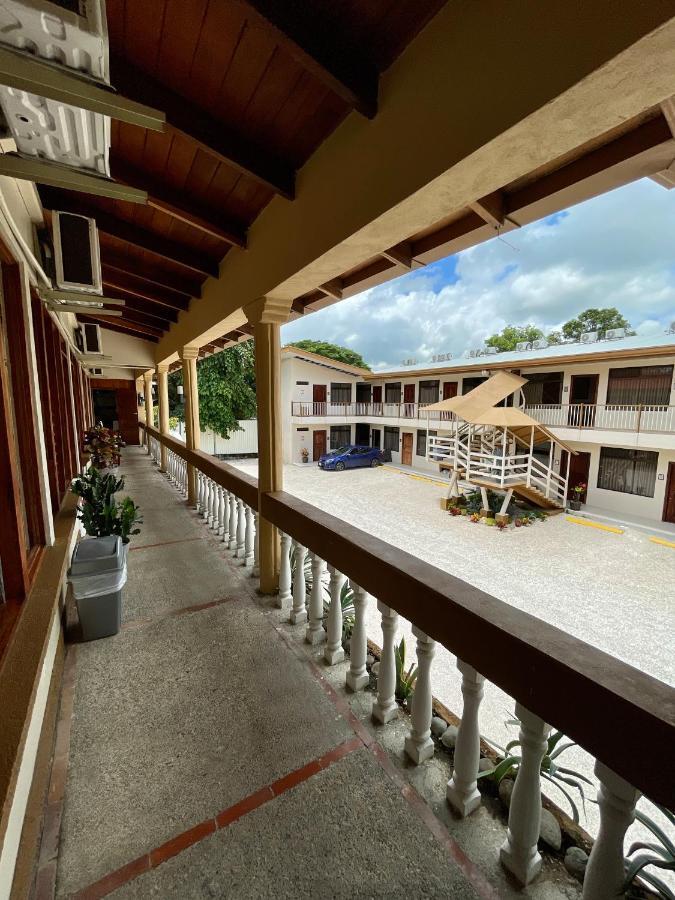 Hotel Wilson Condega Liberia Exterior photo