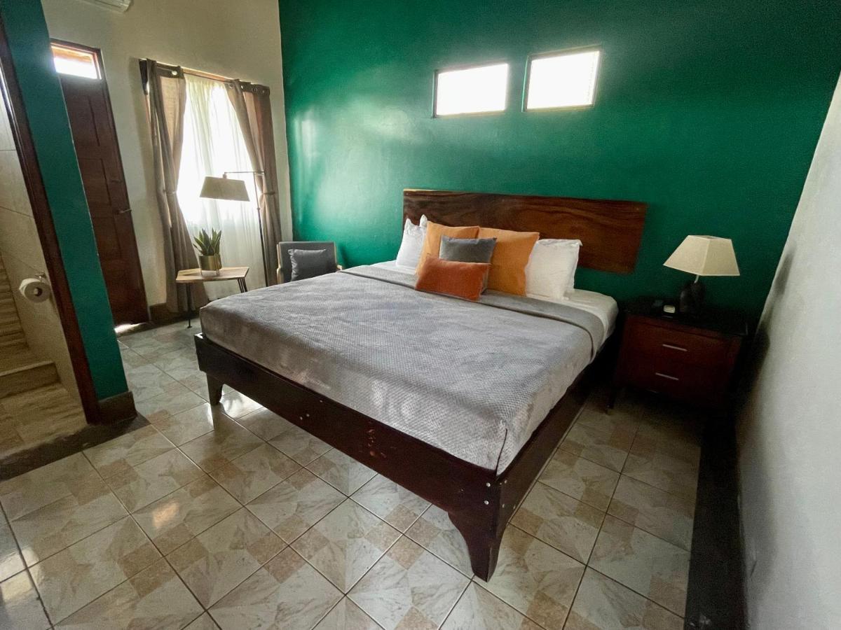 Hotel Wilson Condega Liberia Exterior photo